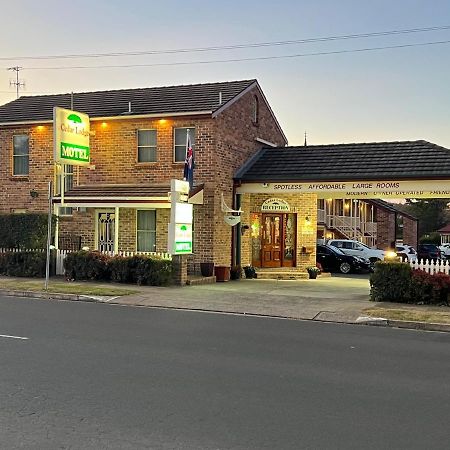 Cedar Lodge Motel Armidale Buitenkant foto