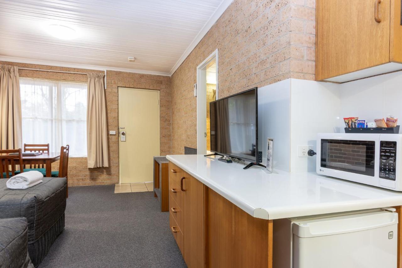 Cedar Lodge Motel Armidale Buitenkant foto